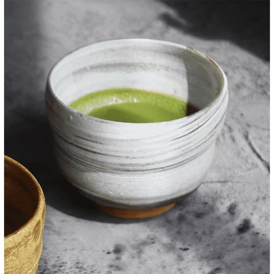Japanese Kohiki Hakeme Matcha Bowl Chawan 400cc Ceramic Tea Bowl with Wood Box & Dishwasher Safe