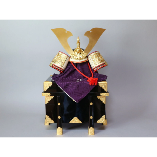 Used Vintage Japanese Samurai Kabuto Helmet with Original Trunk and Box Traditional Boys Day Decor Warrior Headpiece Ornament Made in Japan