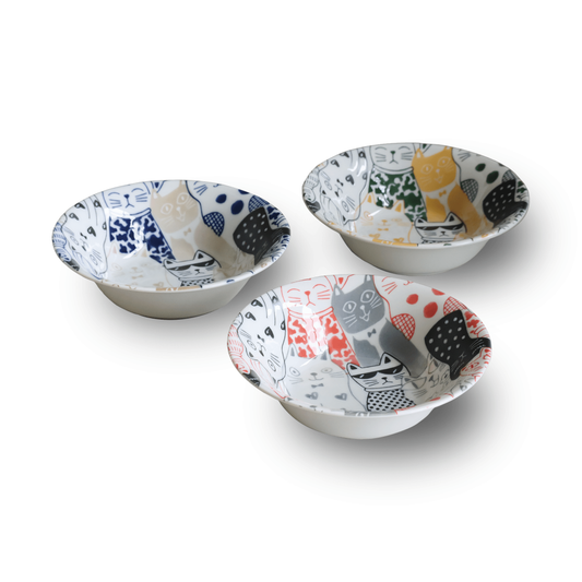Japanese Cat Design Minoyaki Porcelain Bowls Set of 3 Trio Large Bowl 6.5 in Cats Downtown Story Microwave & Dishwasher Safe Gift