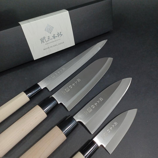 Japanese Stainless Kitchen Knife Set 4pcs Deba Sashimi Wa-Santoku Ajikiri
