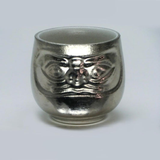 New Silver Daruma Sake Cup Porcelain Ochoko Guinomi Japanese Lucky Charm Resilience Symbol Silver Painted Drinkware Gift Boxed Made in Japan