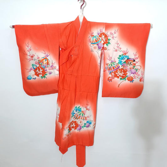 Used Vintage Kids Silk Kimono Shichi-Go-San Japanese Ceremony Dress w/ Juban Undergarment Height 38.2 in (97cm) Waist 12.6 in (32cm)