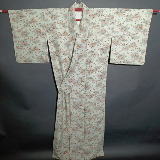 Used Japanese Vintage Kimono Pale Green with Elegant Floral Pattern Traditional Silk Women's Robe Kimono Dress Long Gown Height 155cm 61in