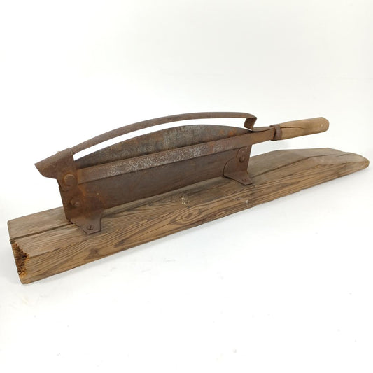 Used Japanese Antique Straw Cutter Oshigama Farm Tool Primitive Iron & Wood Manual Slicer Industrial Rustic Garden Decor Country House Art