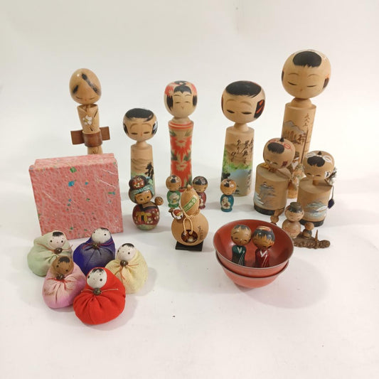 Used Japanese Kokeshi Dolls Lot 20pcs Vintage Folk Art Wood Figures Showa