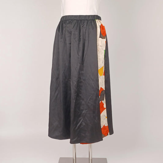 Vintage Silk Skirt – Handmade in Japan from Upcycled Kimono – One-of-a-Kind Sustainable Fashion Prototype