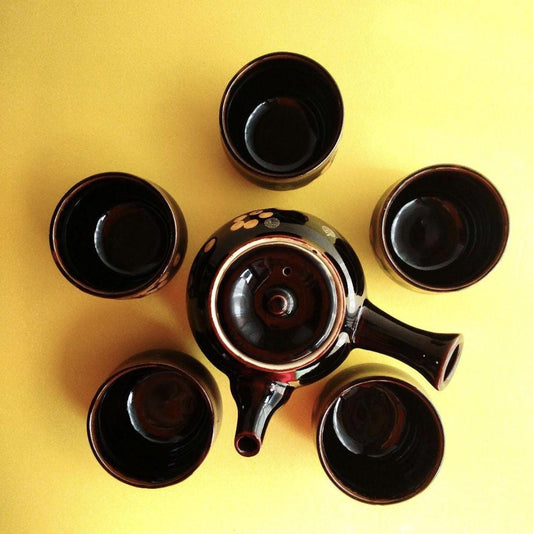 Japanese Black Kyusu Teapot and 5 Teacups Set – Subtle White Dot Motif – Minimalist Ceramic – Traditional Gift from Japan| Forgot Souvenir