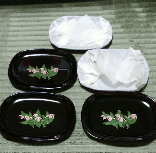 Unused Japanese Lacquerware Sweet Plates – Set of 5 Red & Black Dessert Dishes with Pink Flower Design | Traditional Aizu-nuri Look