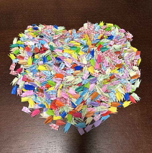 Used Mini Origami Paper Cranes 1000pcs – Handmade Senbazuru Mix with Checkered & Plain Colors – Japanese Good Luck Decoration
