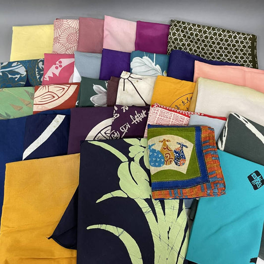 Used 30 Pcs Japanese Furoshiki Fabric Lot Mixed Vintage Cloth Remake Craft Material Kimono Scraps Junk